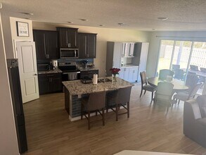 13604 NW 14th Pl in Newberry, FL - Building Photo - Building Photo