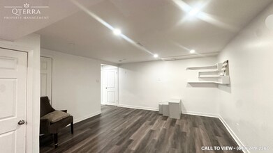 952 Farnham Rd in London, ON - Building Photo - Building Photo