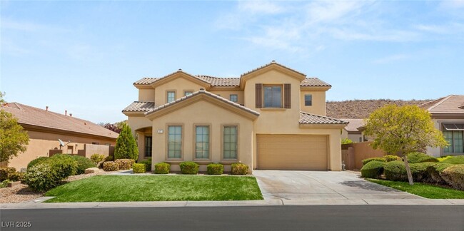 property at 17 Morninglow Pass