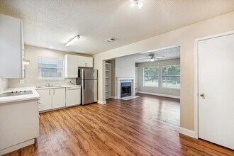 2809 Jadewood Ct in Austin, TX - Building Photo - Building Photo