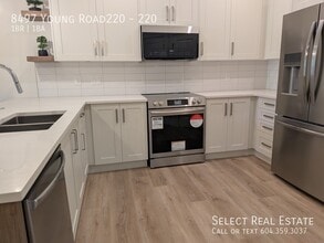 8497 Young Road220 in Chilliwack, BC - Building Photo - Building Photo