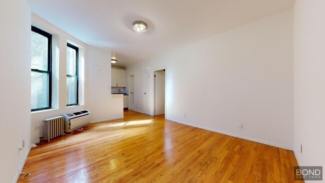 property at 240 Waverly Pl