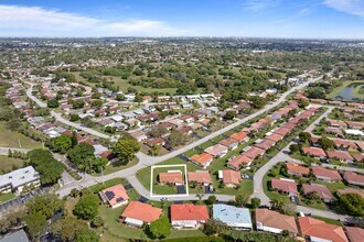 4460 NW 13th Ave in Pompano Beach, FL - Building Photo - Building Photo