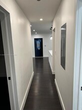 2713 NW 6th Ct in Fort Lauderdale, FL - Building Photo - Building Photo