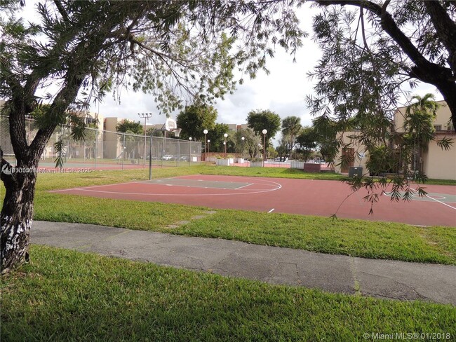 9411 SW 4th St, Unit 306 in Miami, FL - Building Photo - Building Photo