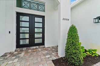 20084 SE Bridgewater Dr in Jupiter, FL - Foto de edificio - Building Photo