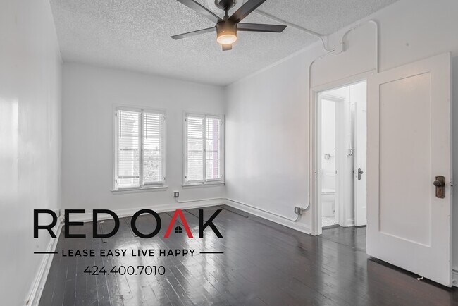 854 S Oxford Ave, Unit 502 in Los Angeles, CA - Building Photo - Building Photo