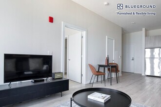 21 Revere Beach Blvd in Revere, MA - Building Photo - Building Photo