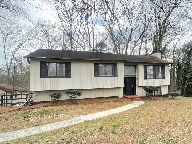 property at 3853 Wyntuck Cir NW