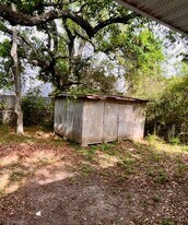 2113 33rd Ave in Gulfport, MS - Building Photo