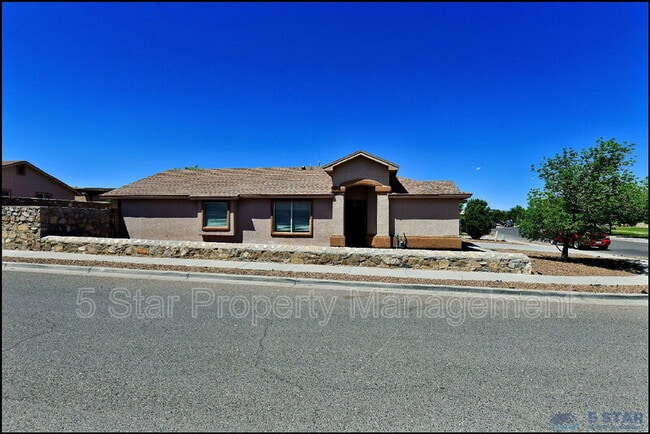 12976 Enrique Gomez Dr in El Paso, TX - Building Photo - Building Photo