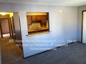 551 N Somerset Terrace in Olathe, KS - Building Photo - Building Photo