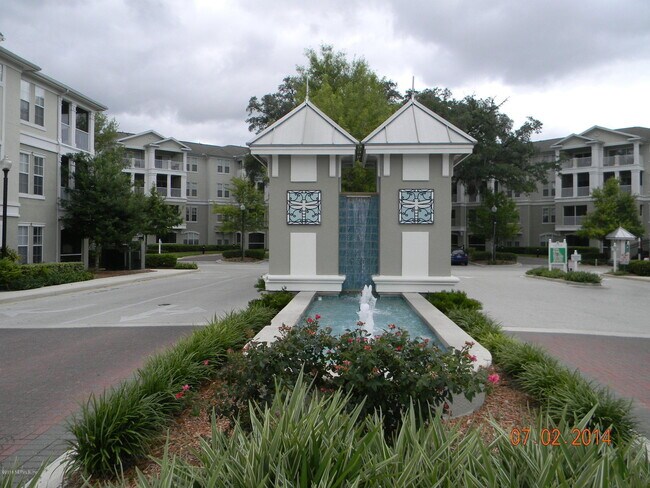1001 Monument Rd in Jacksonville, FL - Building Photo - Building Photo
