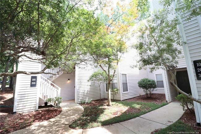 property at 6120 Sunpointe Dr