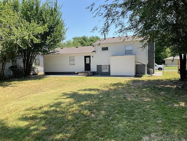 property at 2118 S 102nd E Ave