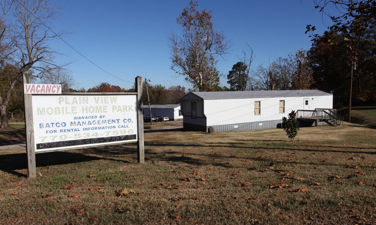 3720 Old Plainview Rd in Flowery Branch, GA - Building Photo