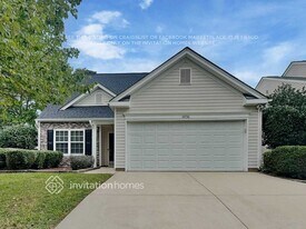 10736 Glenluce Ave in Charlotte, NC - Building Photo