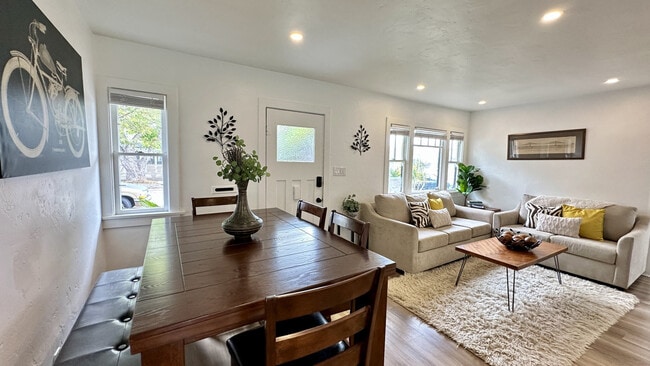 4752 Lotus St in San Diego, CA - Building Photo - Building Photo