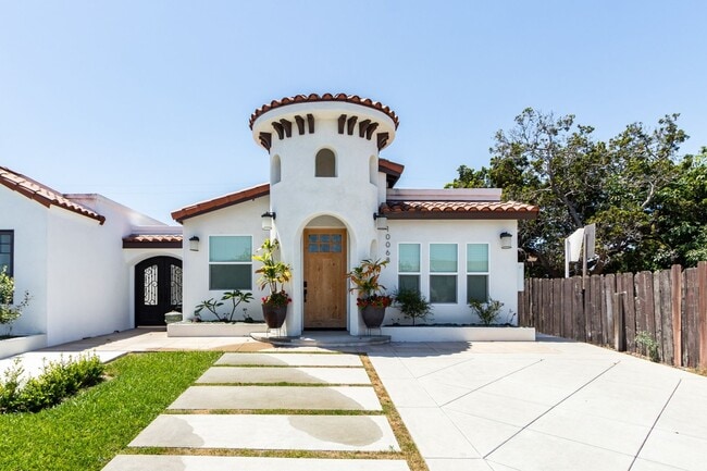 10068 Russell Ave in Garden Grove, CA - Building Photo - Building Photo