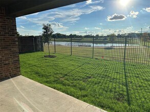 219 Greenshade Ln in Caddo Mills, TX - Foto de edificio - Building Photo