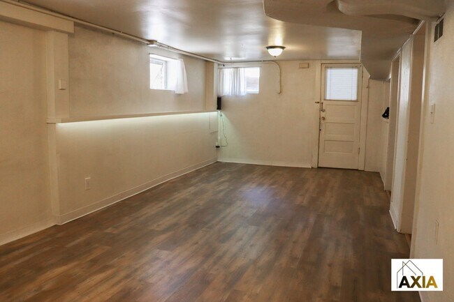 747 S Downing St in Denver, CO - Building Photo - Building Photo