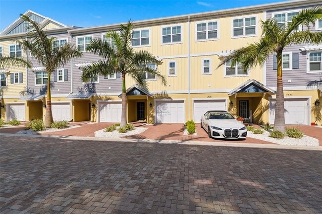 2516 Coral Ct. in Indian Rocks Beach, FL - Building Photo - Building Photo