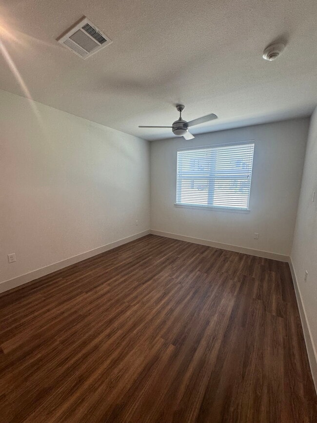 615 E Foster Crossing Rd in Anna, TX - Foto de edificio - Building Photo