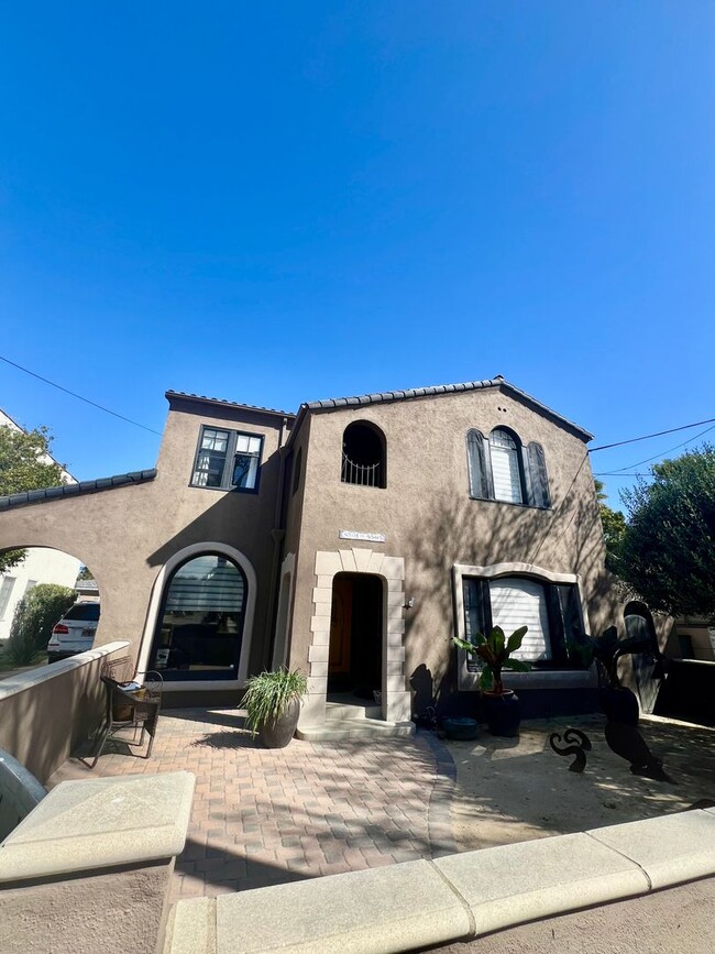 property at 4303 E 3rd St
