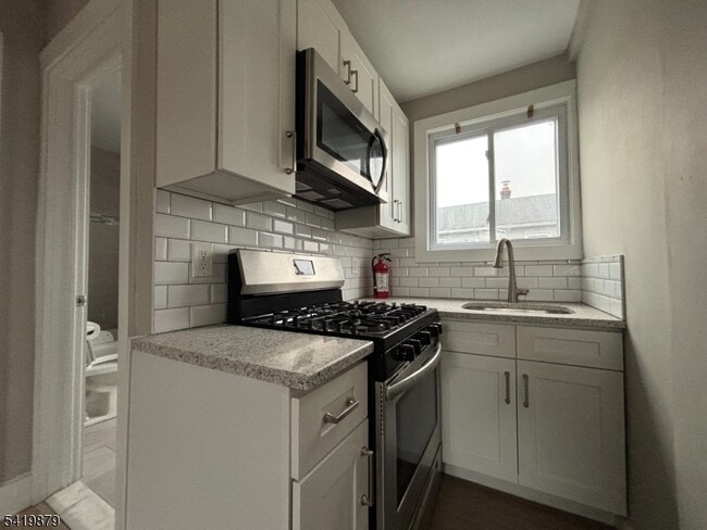 355 River Dr in Garfield, NJ - Building Photo - Building Photo