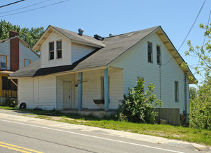 809 South Oakwood in Beckley, WV - Building Photo - Building Photo