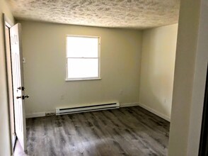 131 N Jefferson Ave-Unit -U in Canonsburg, PA - Building Photo - Building Photo