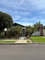 1212 Huntington St in Huntington Beach, CA - Building Photo