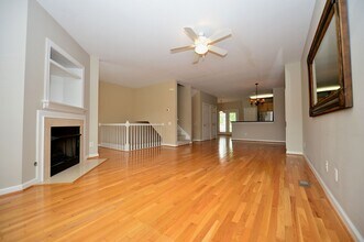 732 Sequoia Way in Virginia Beach, VA - Building Photo - Building Photo