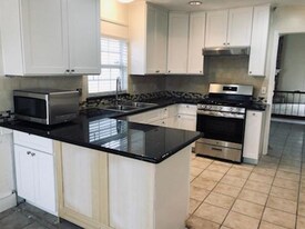 16019 Vista Del Mar Dr in Houston, TX - Building Photo