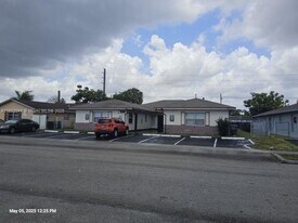 4011 NW 30th Terrace in Lauderdale Lakes, FL - Building Photo