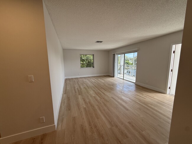 property at 531 N J St