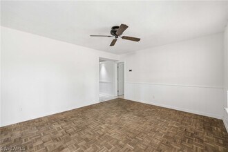 1377 11th Ct N in Naples, FL - Building Photo - Building Photo