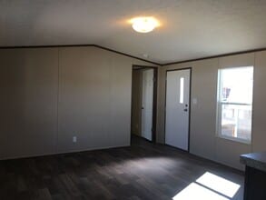 2149 Hermosa Dr in Bullhead City, AZ - Building Photo - Building Photo