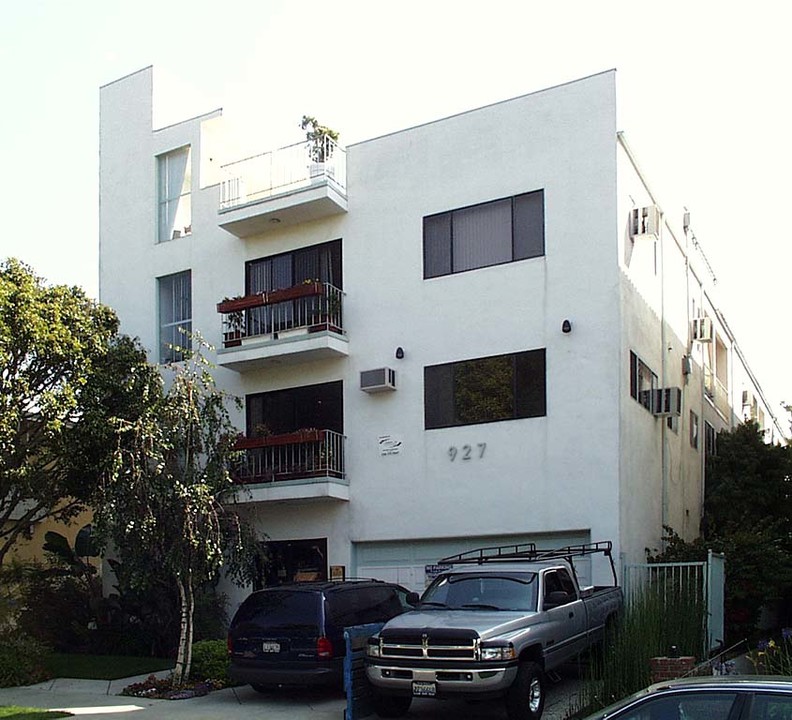 927 2nd St in Santa Monica, CA - Building Photo