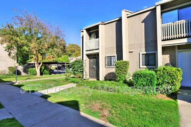 45 Derow Ct in Sacramento, CA - Building Photo - Building Photo