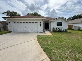 349 Melissa Ray Dr in Jacksonville, FL - Building Photo