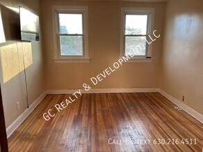 10225 S Perry Ave in Chicago, IL - Building Photo - Building Photo