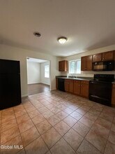 92 Hackett Blvd in Albany, NY - Building Photo - Building Photo