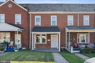 211 Allendale St in Baltimore, MD - Building Photo