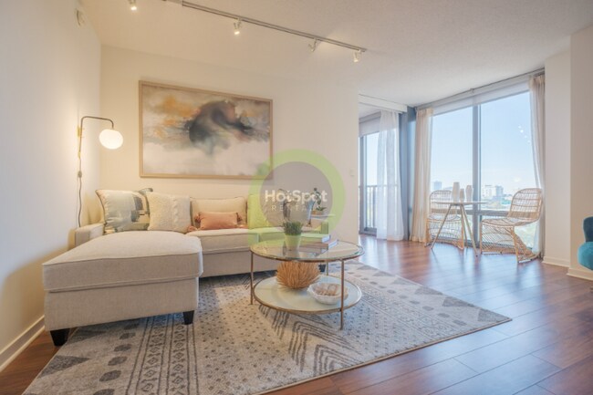 property at 542 N Kingsbury St