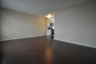 4201 Arch Dr in Los Angeles, CA - Building Photo - Building Photo