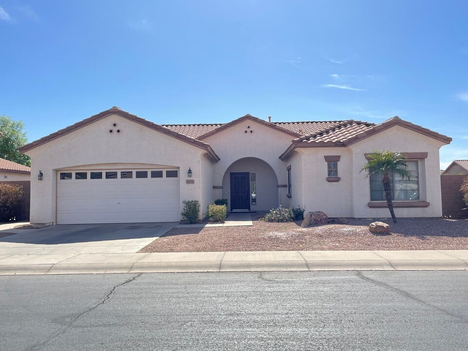 4251 E Firestone Dr in Chandler, AZ - Building Photo