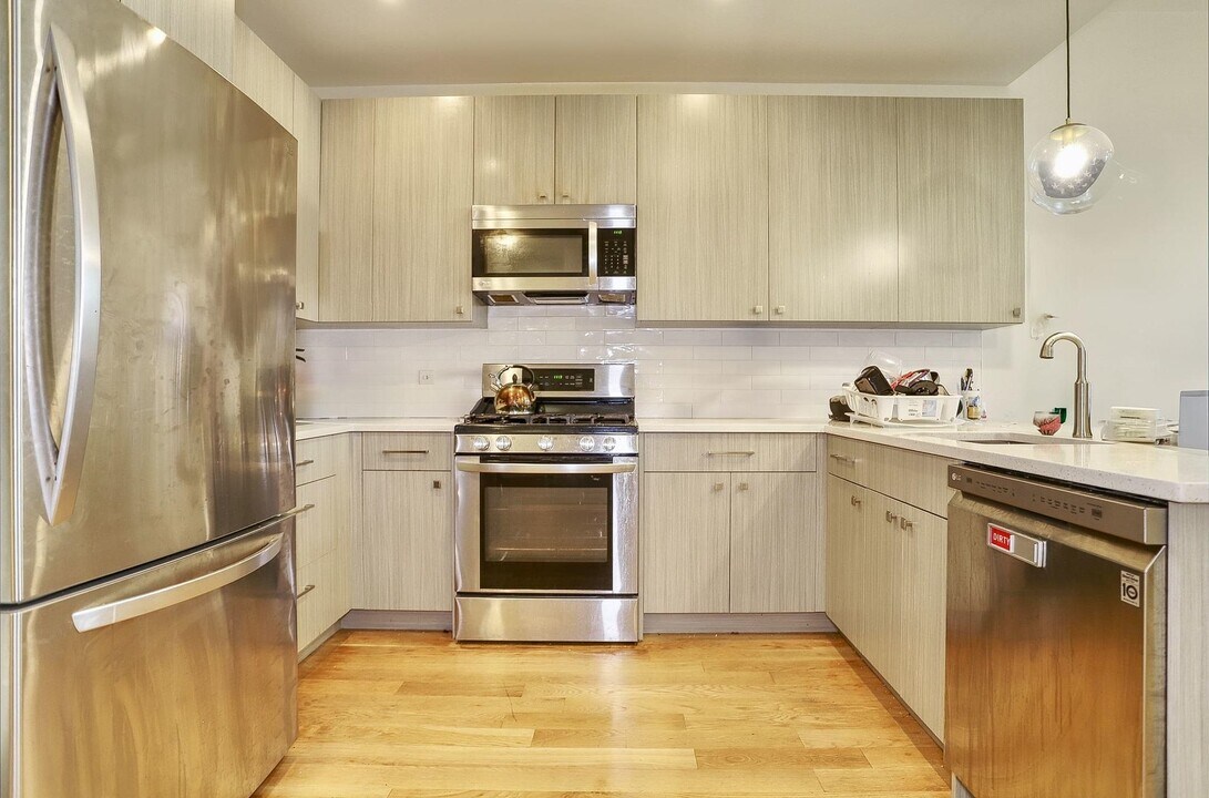 627 Washington St in Hoboken, NJ - Building Photo