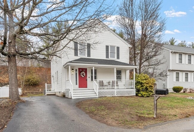 property at 29 Lamplighter Ln