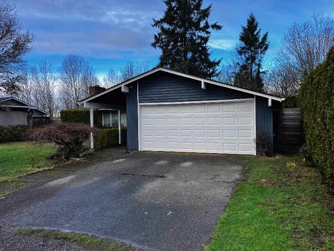 property at 12024 SE 20th St